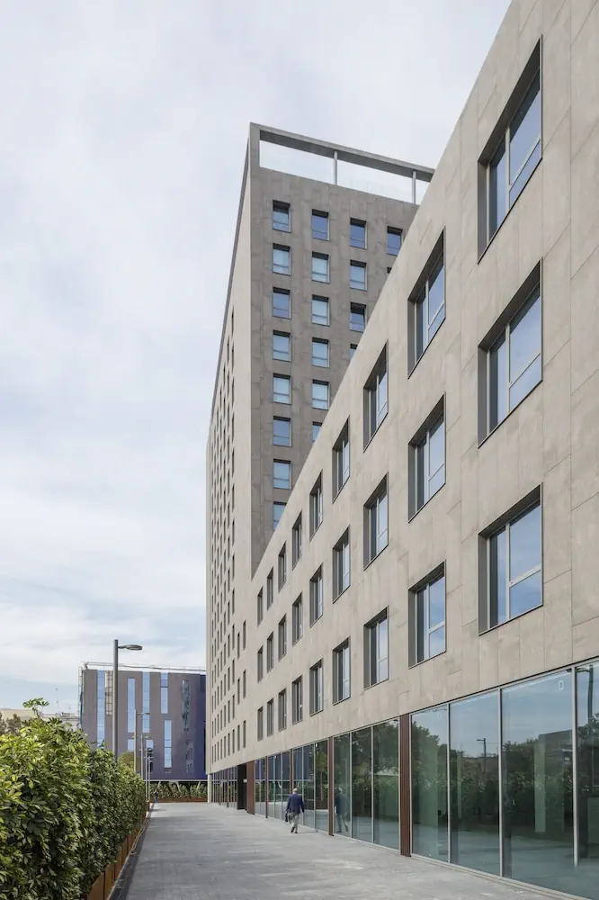 HOTEL: Hotel Acta Voraport
