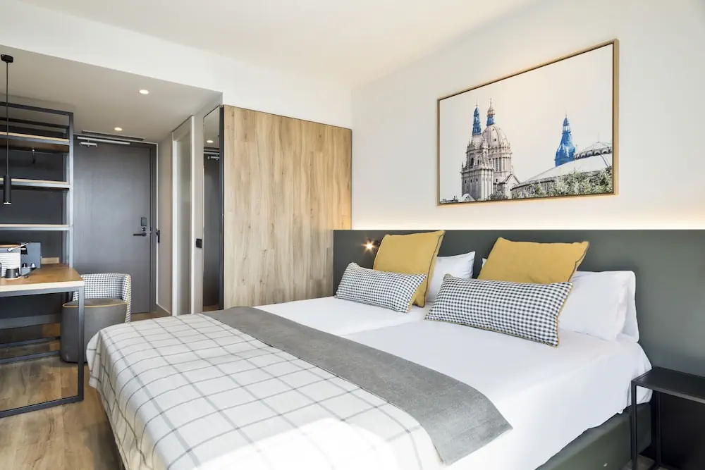 HOTEL: Hotel Acta Voraport