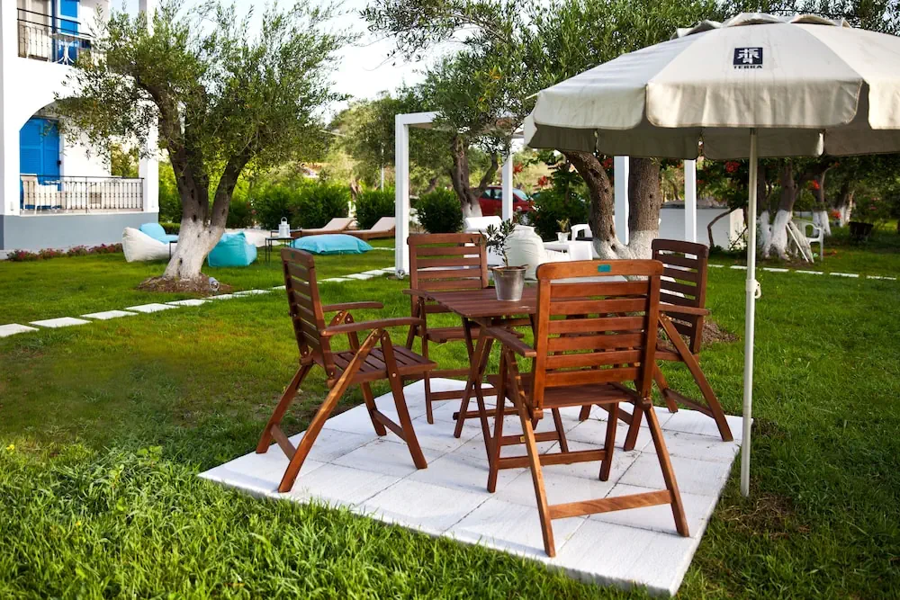 HOTEL: Sun n Chill