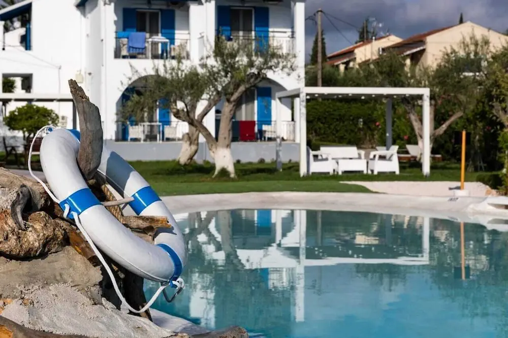 HOTEL: Sun n Chill