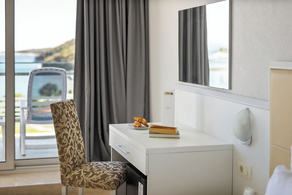 HOTEL: MASLINICA Mimosa Lido Palace Hotel