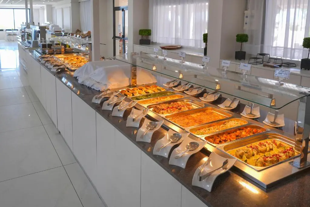 HOTEL: Nelia Sea Breeze