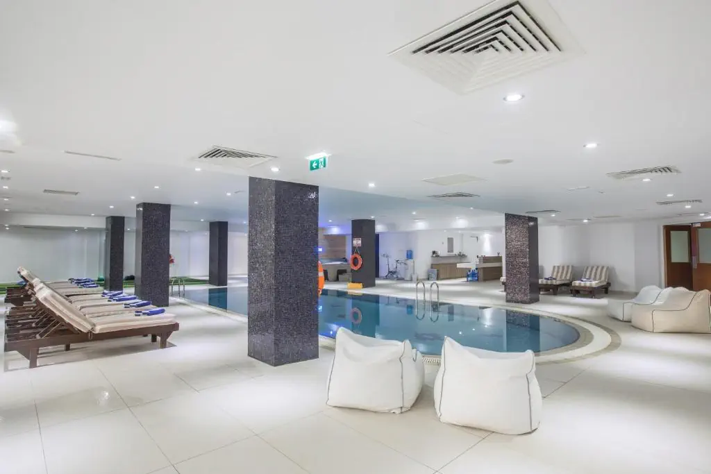HOTEL: Nelia Sea Breeze