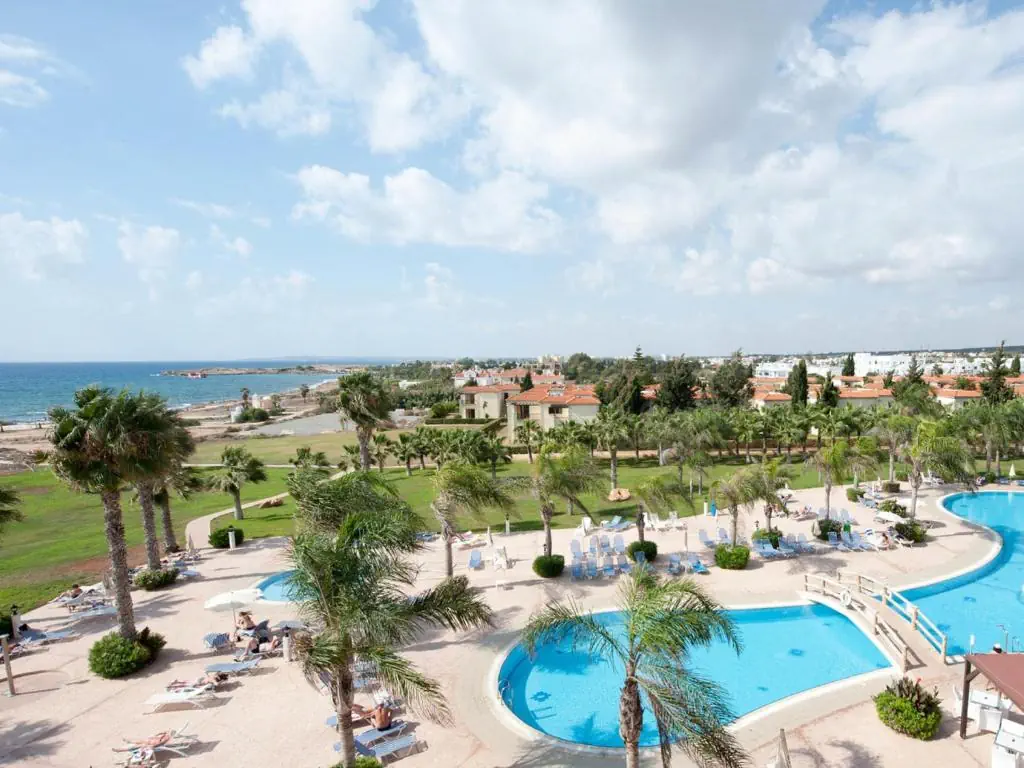 HOTEL: Nelia Sea Breeze