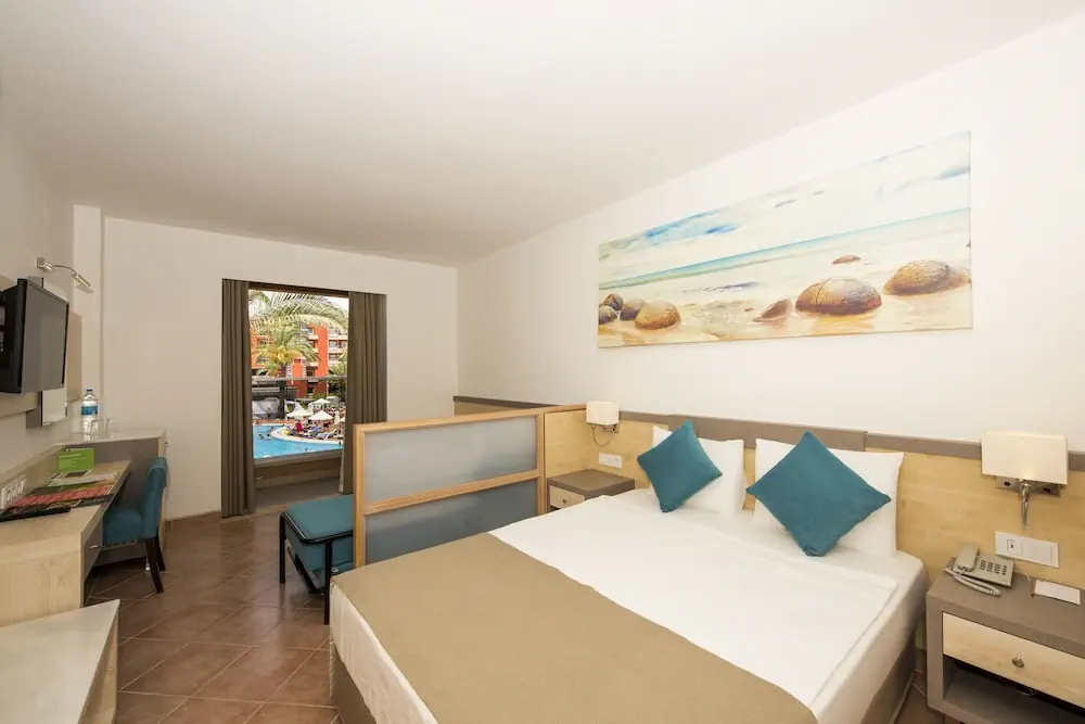 HOTEL: AQI Pegasos Club