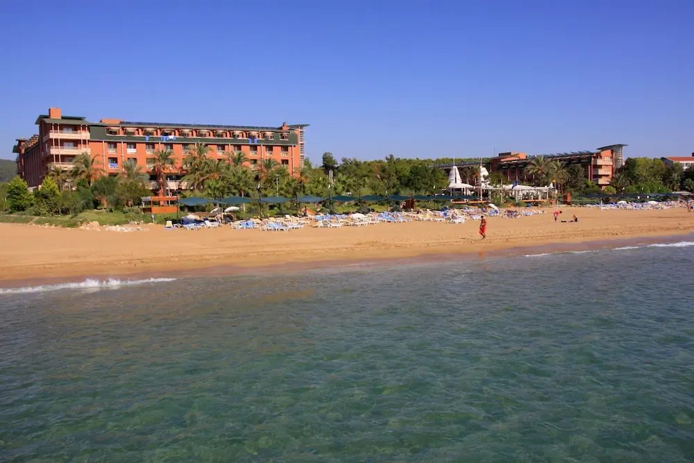 HOTEL: AQI Pegasos Club