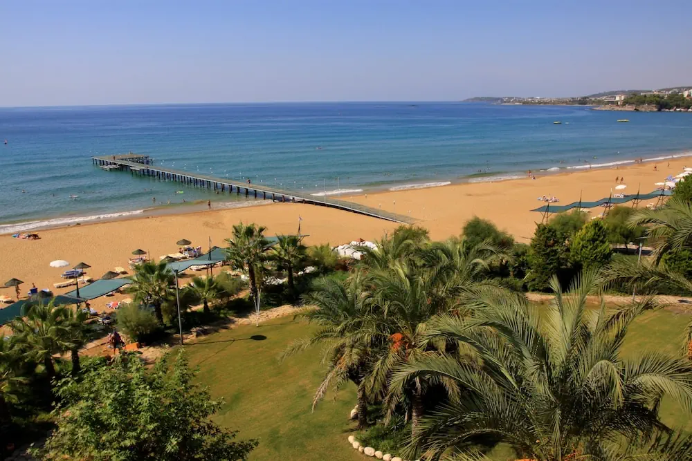 HOTEL: AQI Pegasos Club