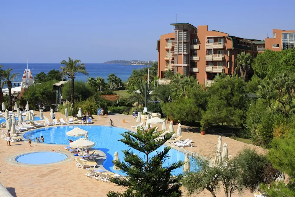 HOTEL: AQI Pegasos Club