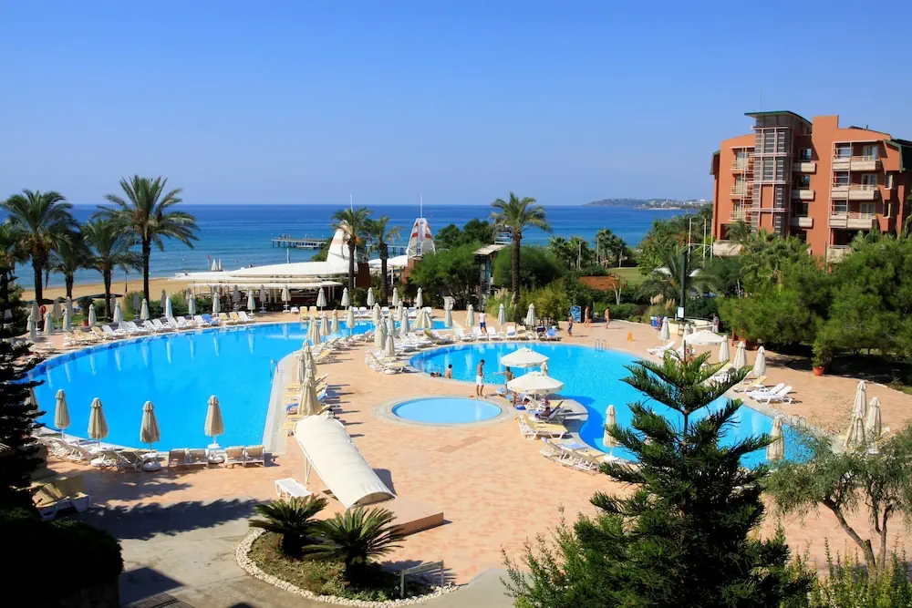 HOTEL: AQI Pegasos Club