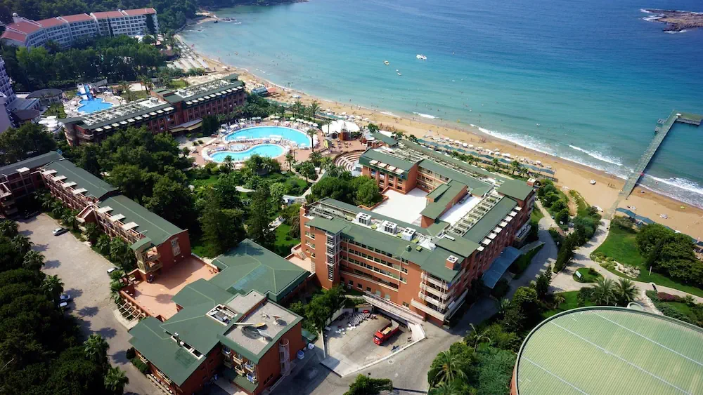 HOTEL: AQI Pegasos Club