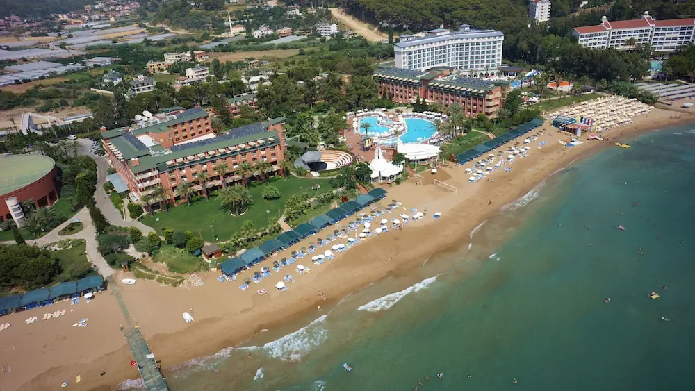 HOTEL: AQI Pegasos Club