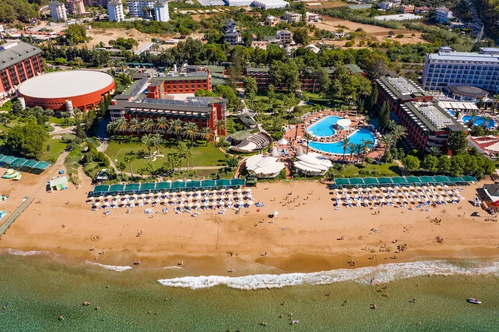 HOTEL: AQI Pegasos Club