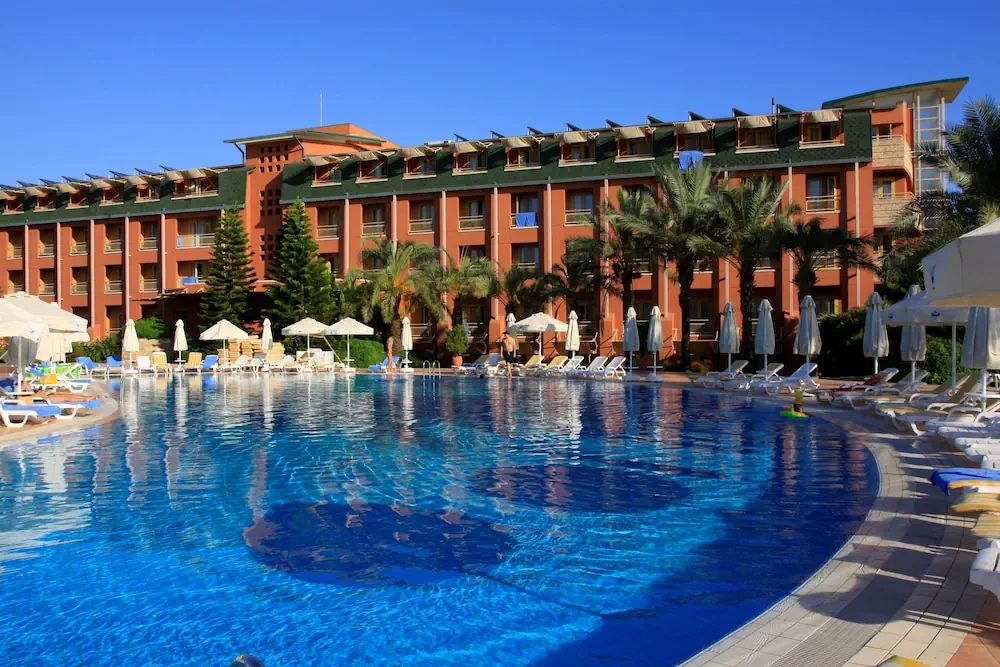 HOTEL: AQI Pegasos Club