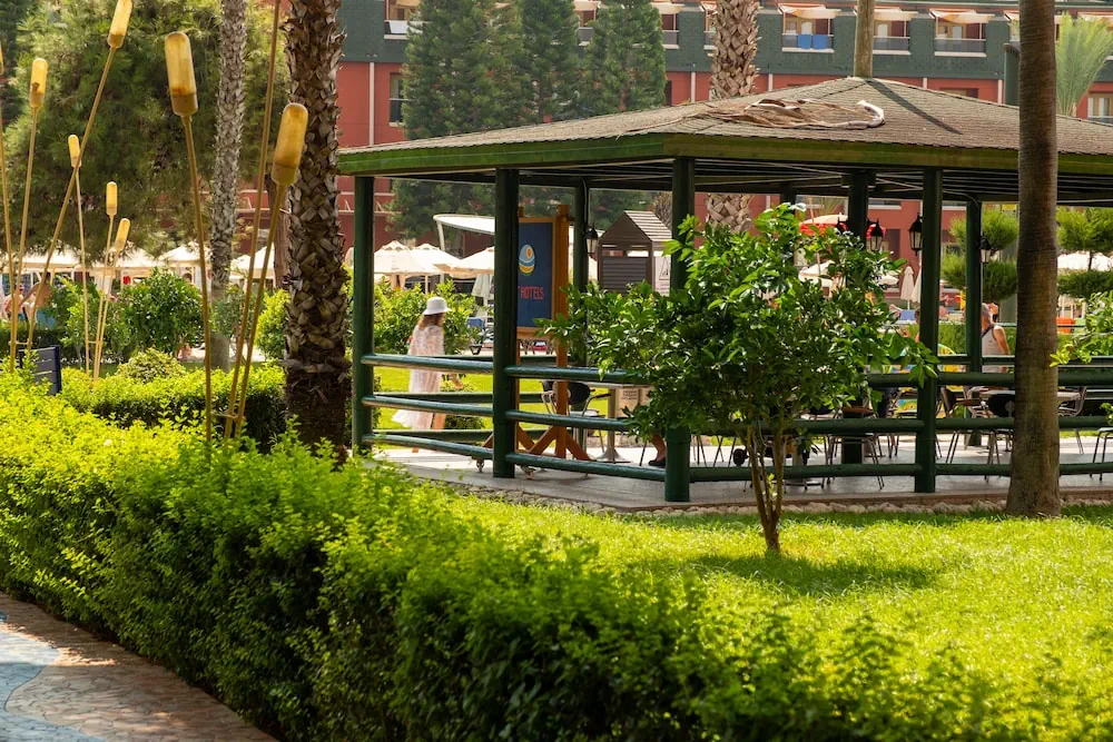 HOTEL: AQI Pegasos Club