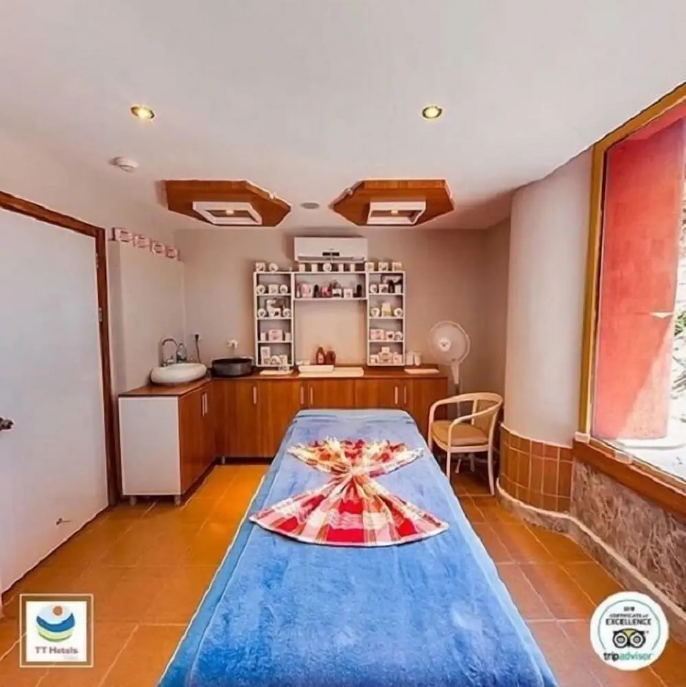 HOTEL: AQI Pegasos Club