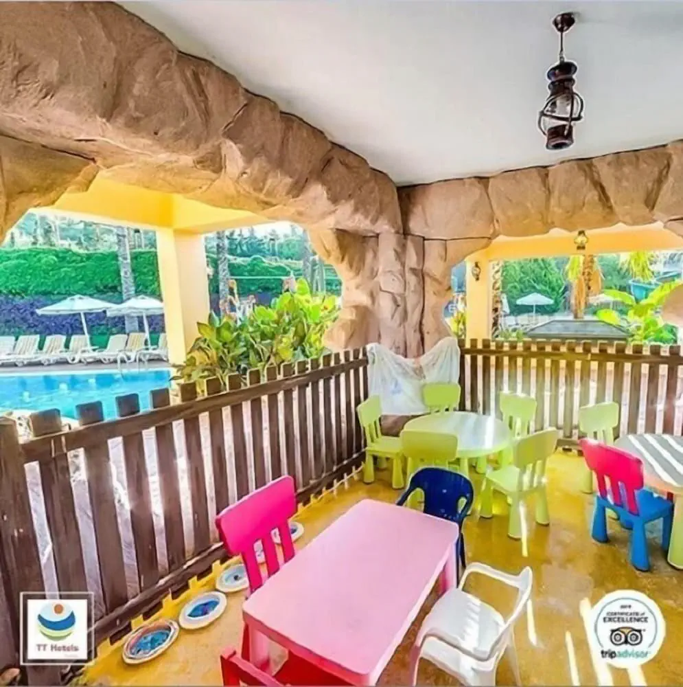 HOTEL: AQI Pegasos Club