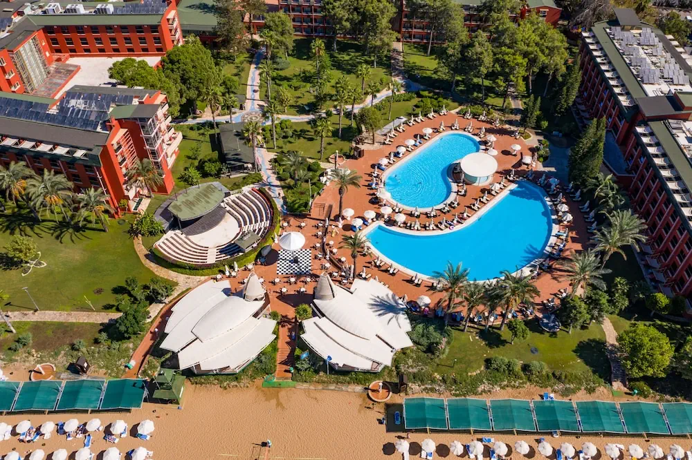 HOTEL: AQI Pegasos Club