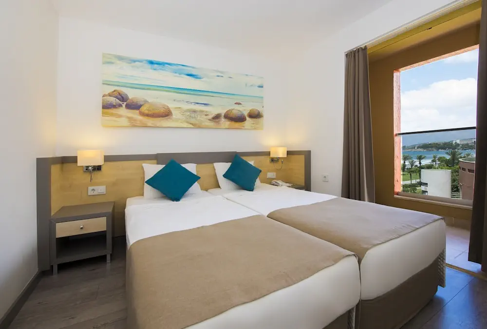 HOTEL: AQI Pegasos Club