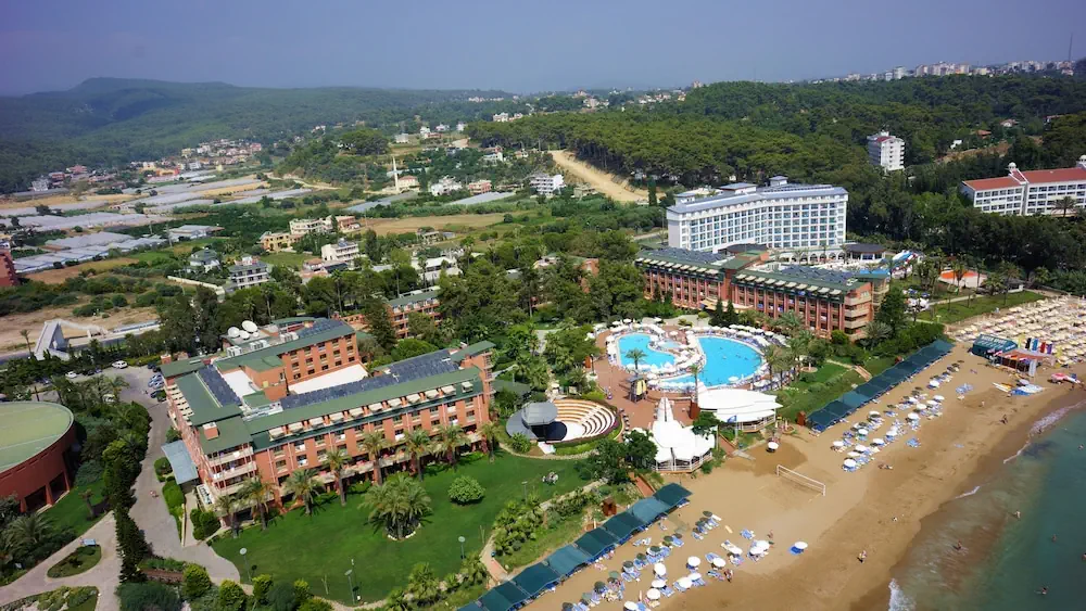 HOTEL: AQI Pegasos Club