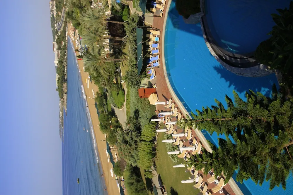 HOTEL: AQI Pegasos Club