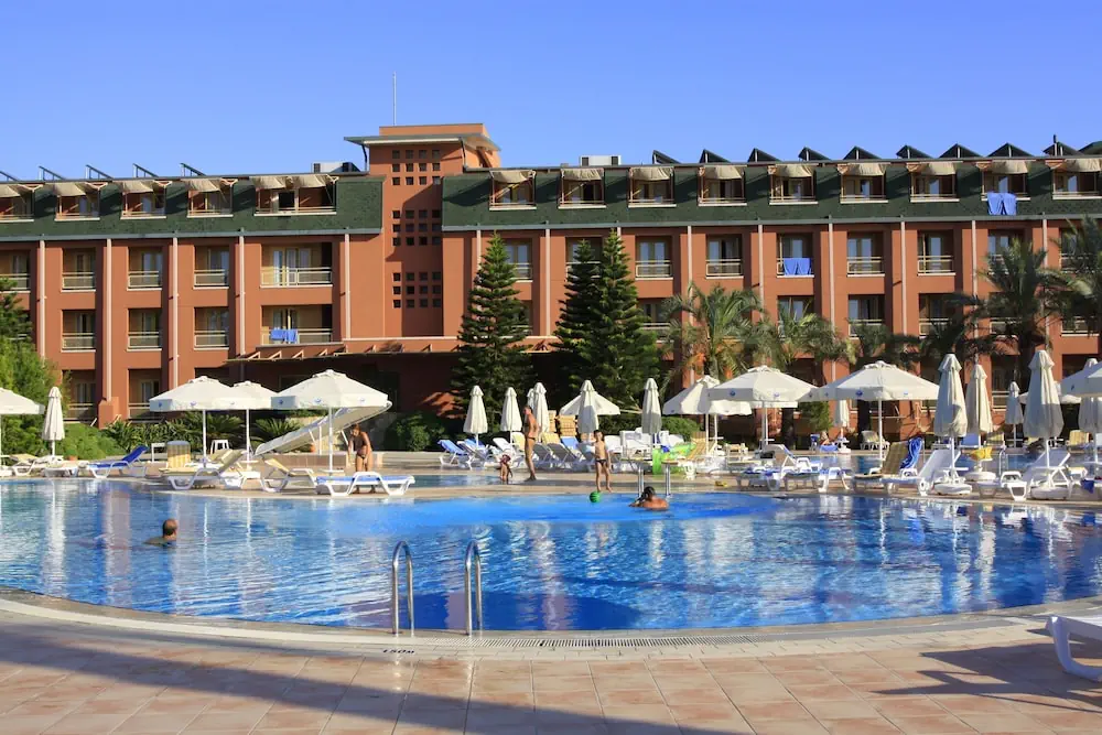 HOTEL: AQI Pegasos Club