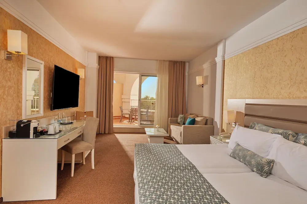 HOTEL: Dreams Sunny Beach Resort and Spa Premium All Inclusive