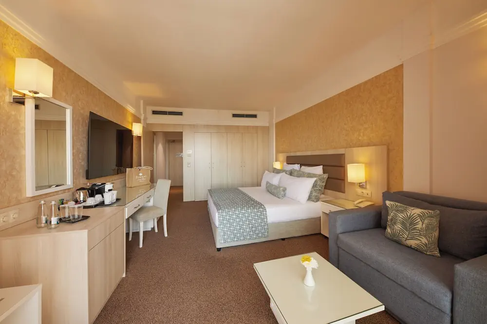 HOTEL: Dreams Sunny Beach Resort and Spa Premium All Inclusive