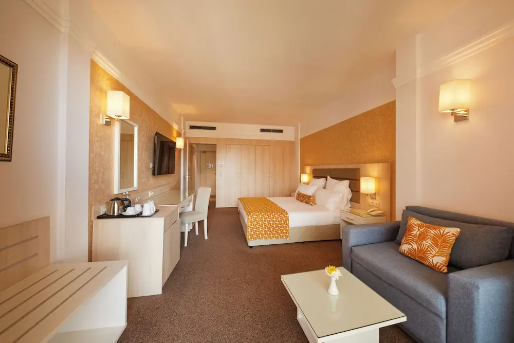 HOTEL: Dreams Sunny Beach Resort and Spa Premium All Inclusive