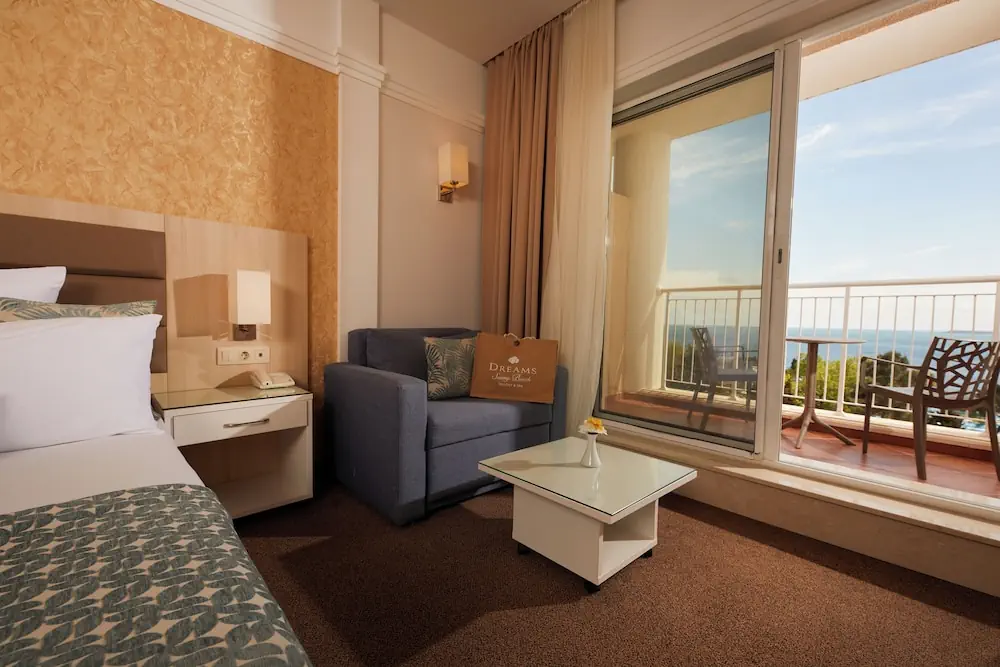 HOTEL: Dreams Sunny Beach Resort and Spa Premium All Inclusive