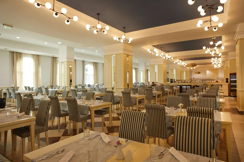 HOTEL: Dreams Sunny Beach Resort and Spa Premium All Inclusive
