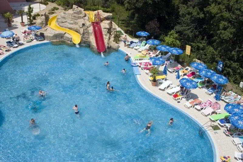HOTEL: Apollo Spa Resort