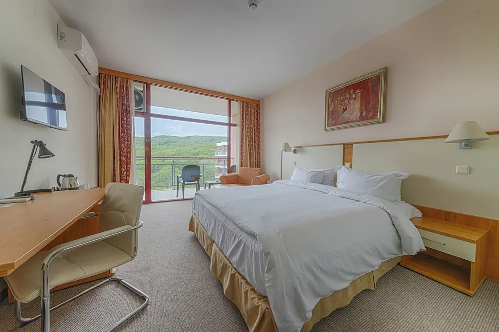 HOTEL: Apollo Spa Resort