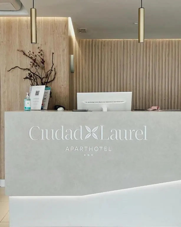 HOTEL: Aparthotel Ciudad Laurel