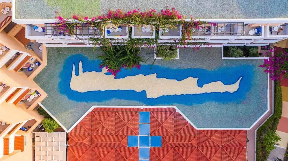 HOTEL: Anissa Beach and Village