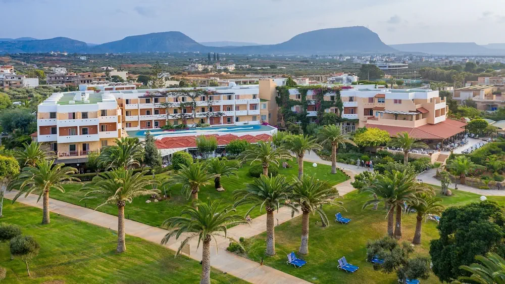 HOTEL: Anissa Beach and Village