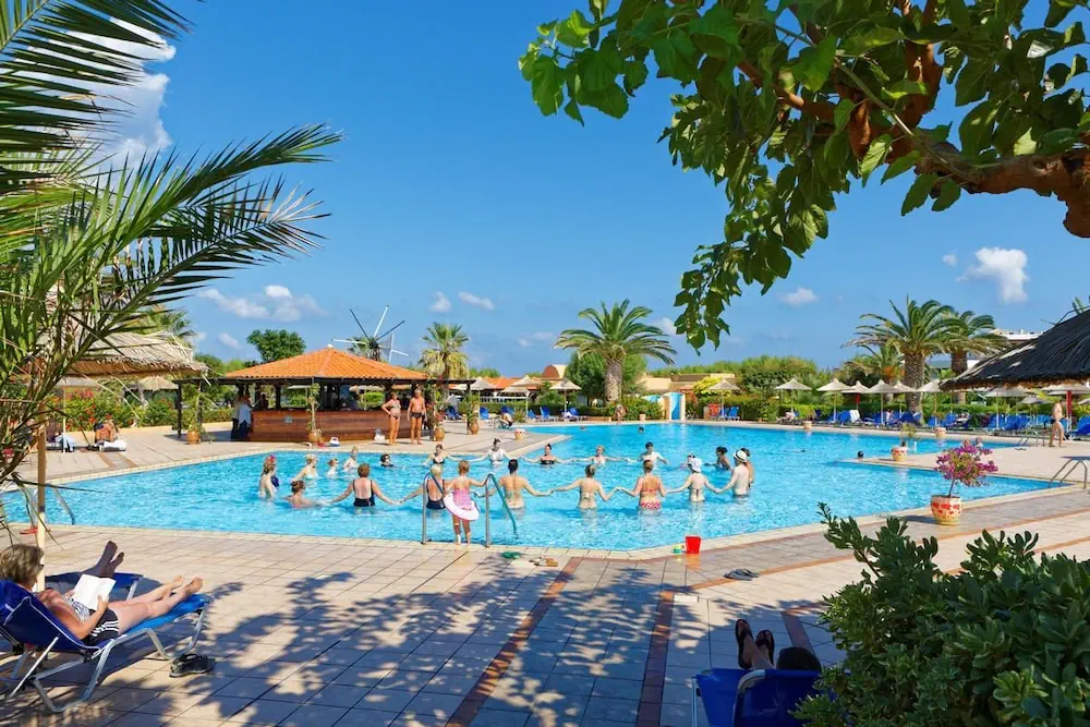 HOTEL: Anissa Beach and Village