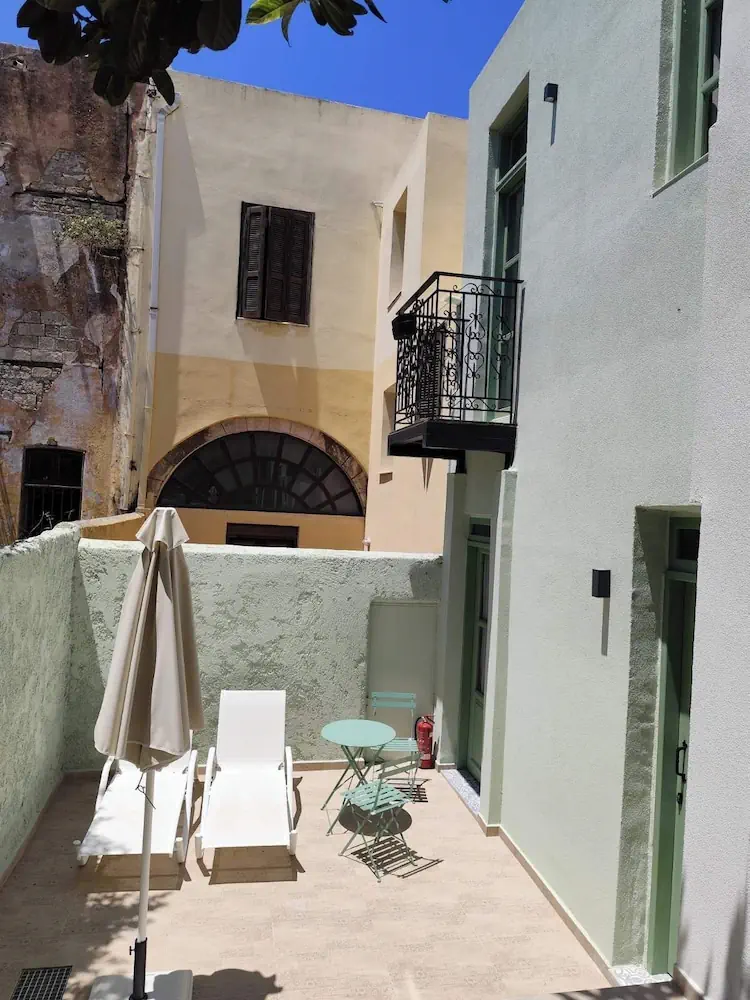 HOTEL: Hotel Acandia