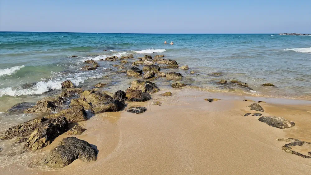 HOTEL: Sunset Beach Hotel