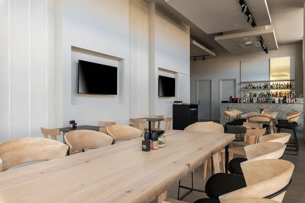 HOTEL: Abacus Suites
