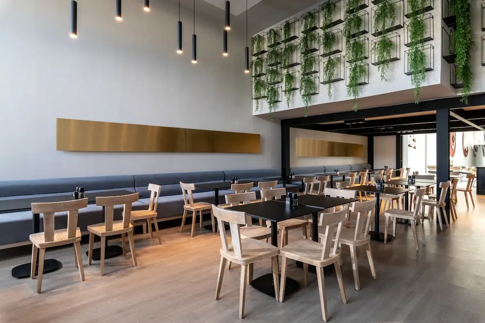 HOTEL: Abacus Suites