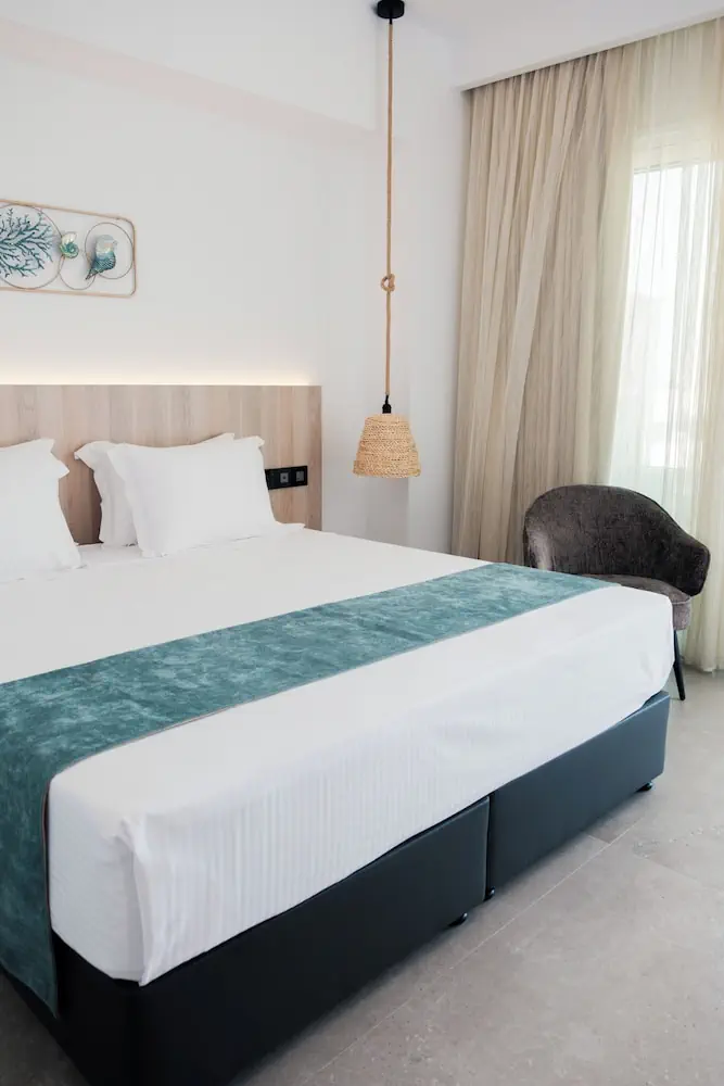 HOTEL: Abacus Suites