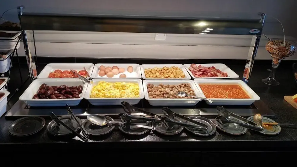 HOTEL: Abacus Suites