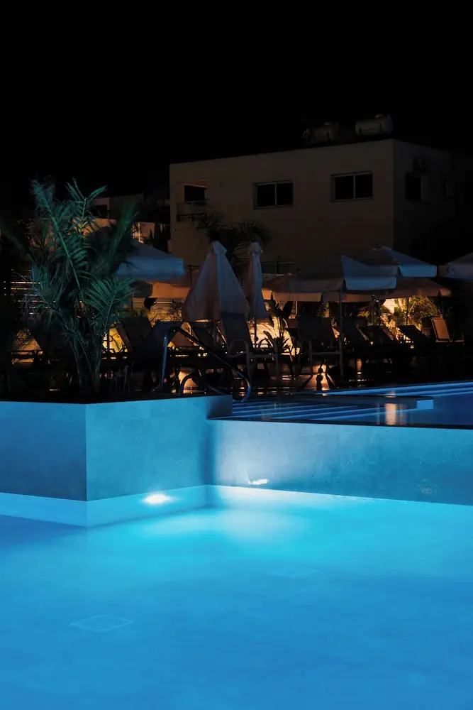 HOTEL: Abacus Suites