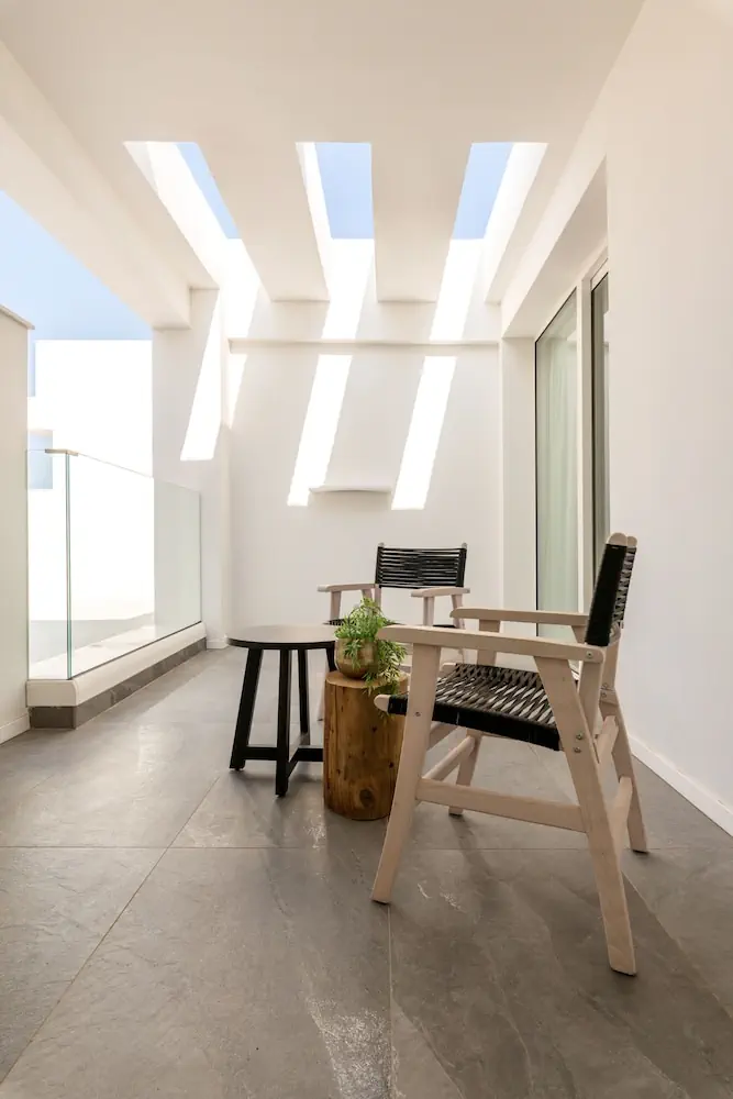 HOTEL: Abacus Suites
