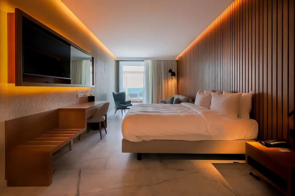 HOTEL: Radisson Beach Resort Larnaca