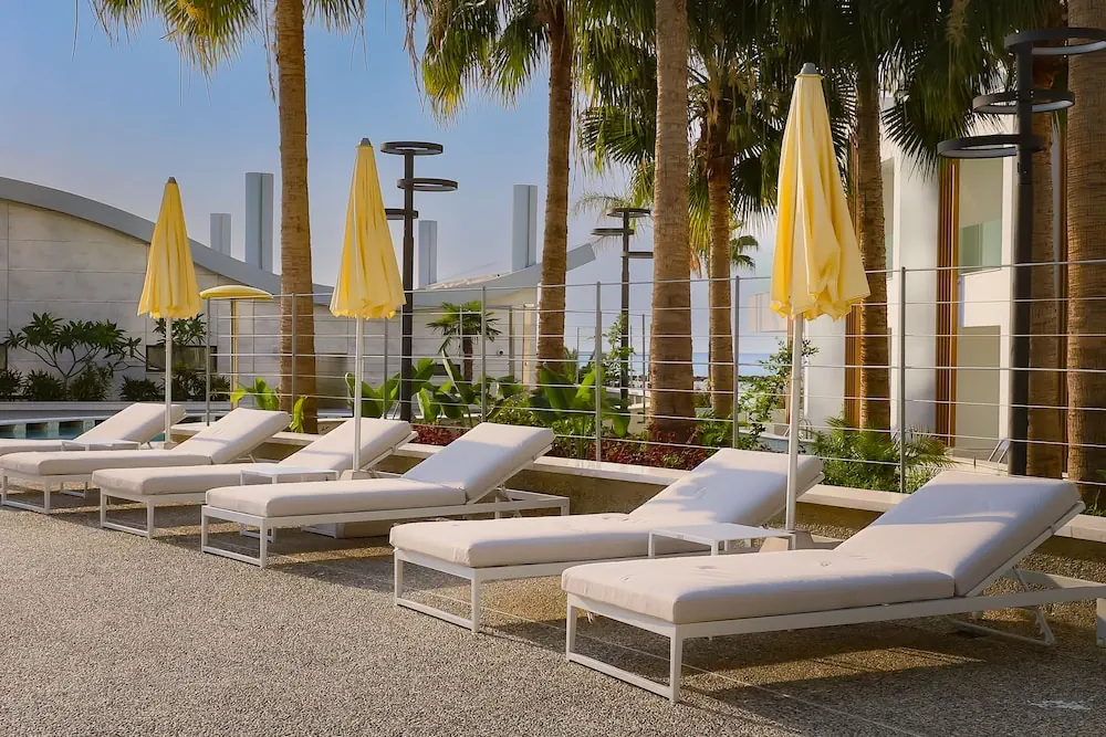 HOTEL: Radisson Beach Resort Larnaca