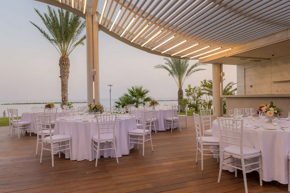 HOTEL: Radisson Beach Resort Larnaca
