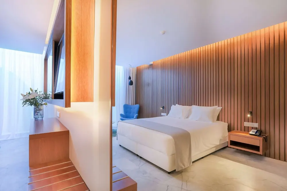 HOTEL: Radisson Beach Resort Larnaca
