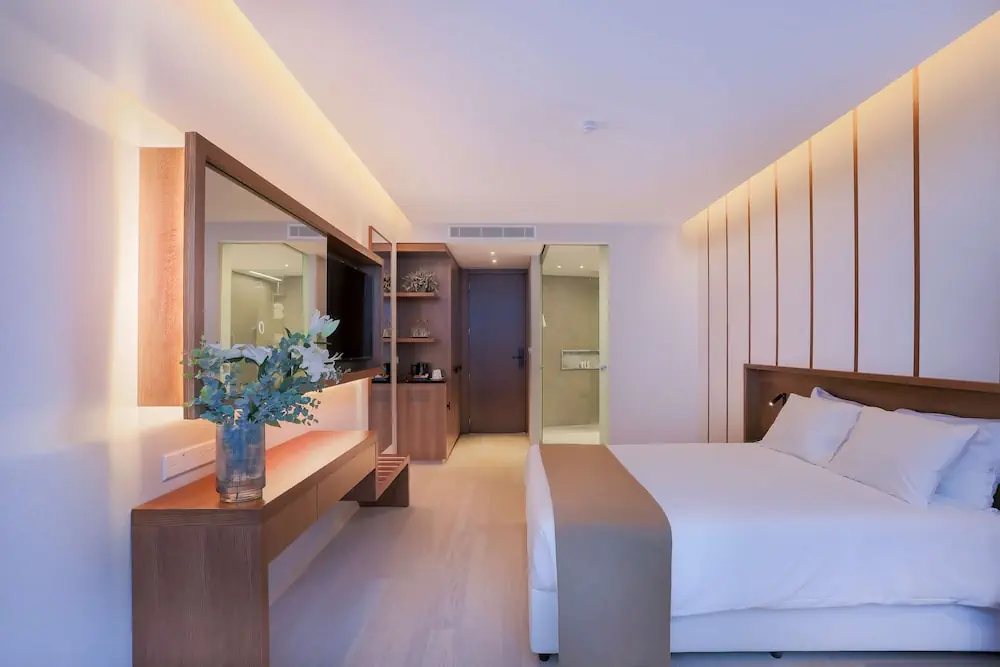 HOTEL: Radisson Beach Resort Larnaca