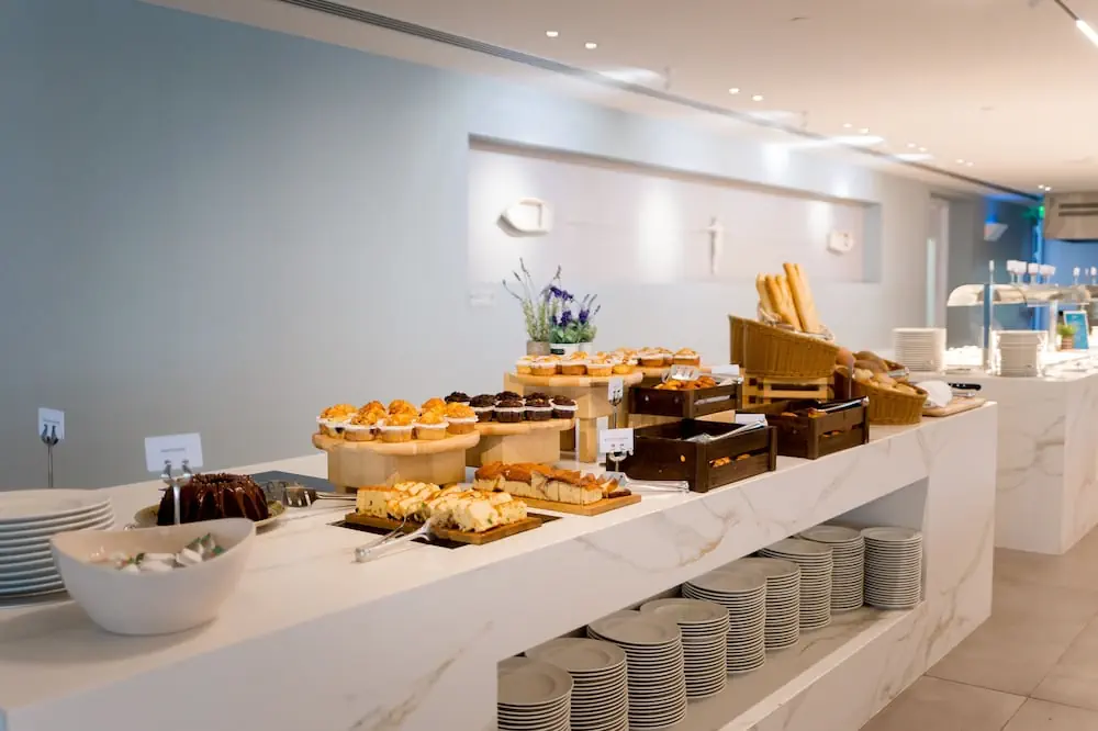 HOTEL: Radisson Beach Resort Larnaca